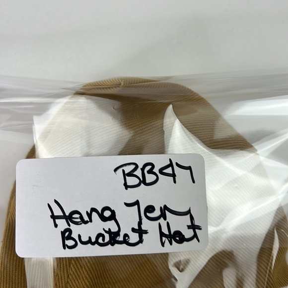 Men's Hang Ten Mustard Bucket Hat - Picture 7 of 7